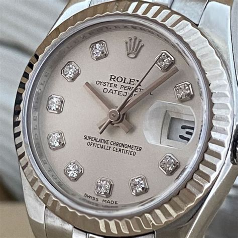 cosa costa rolex datejust femminile con brillanti dentro|Acquista Rolex Lady.